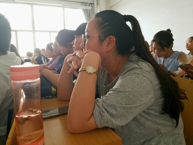 【完满班级】百舸争流 书写青春——淬炼商学院六月完满班级主题活动（四）