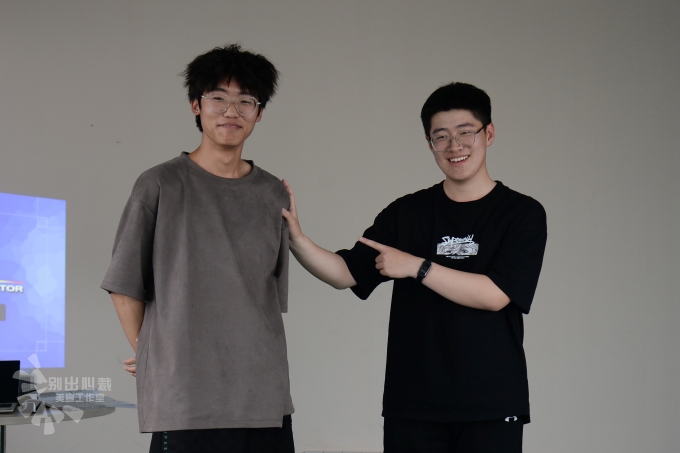 【同伴护航】青春健康第101期:防艾宣讲与野火游戏