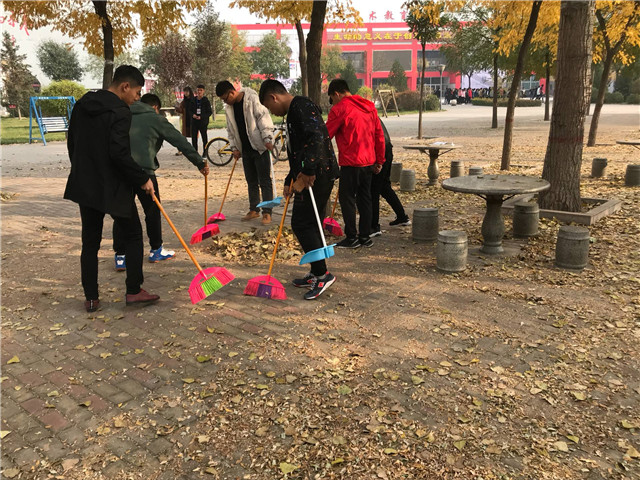 【完满班级】可怜秋叶无人识 林中萧瑟冷风知——机电工程系自动化1701班举办完满班级活动还信院一抹清洁