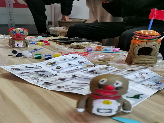 【完满班级】绘制梦想 紧握希望——淬炼·国际商学院营销2001班完满班级活动