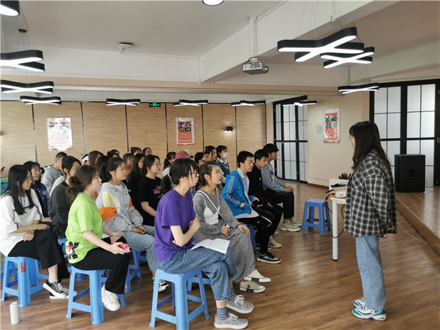 【完满班级】见字如面——淬炼商学院会计1902班完满班级活动