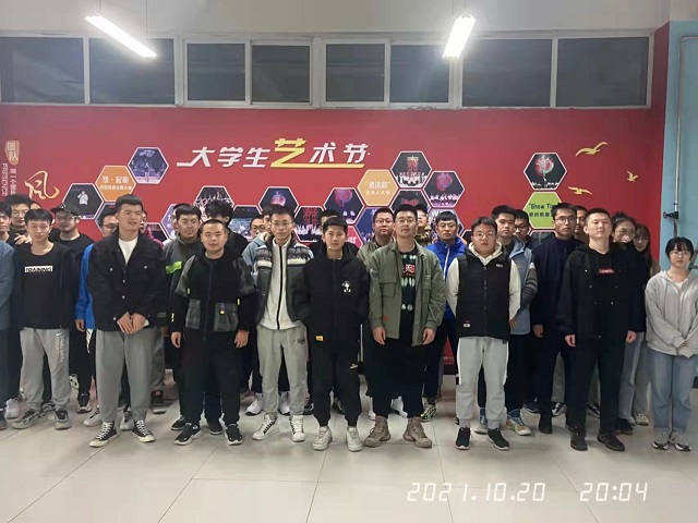 【完满班级】重温童年 智向未来——智能工程学院机制2107班完满班级活动