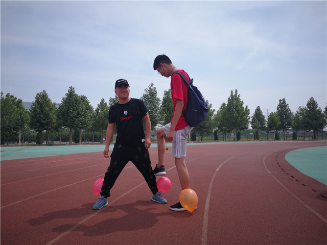 【完满班级】一泓梦想 一泓青春——淬炼商学院六月完满班级主题活动（三十八）