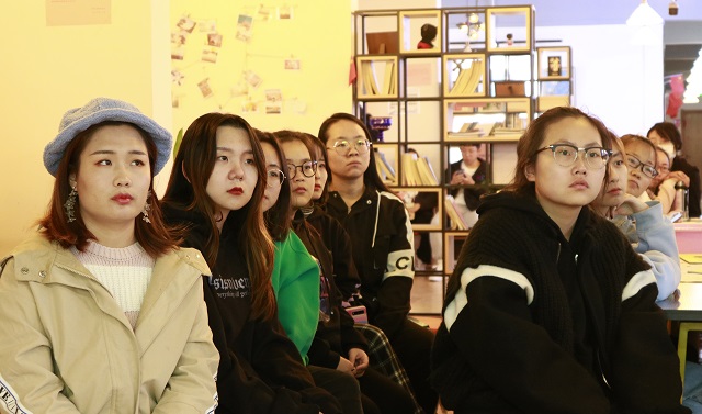 动手动脑 创造奇迹——“智多星”领航工程石膏雕塑体验课第五期