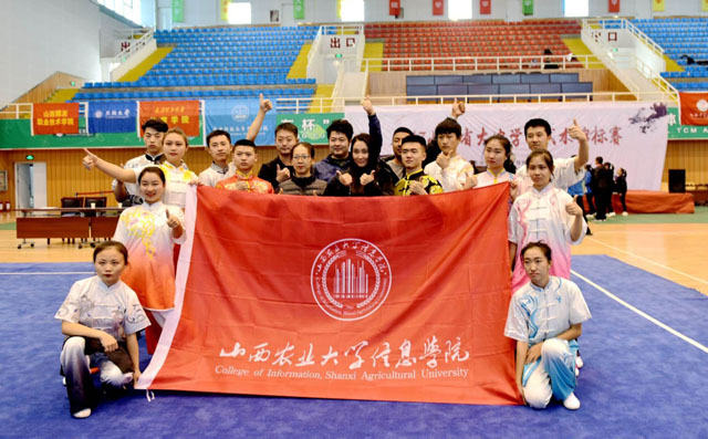 闪光的信院第203期：把每一滴汗水融入梦想——李中奇