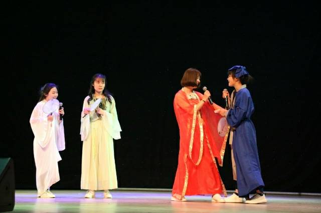 一场盛世之约 传递经典——第86期乌马河周末文化广场之“向经典致敬”主题晚会