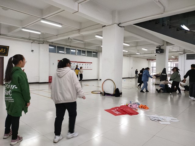 【完满班级】益路出发 公益捐步——淬炼商学院财务2003班完满班级活动