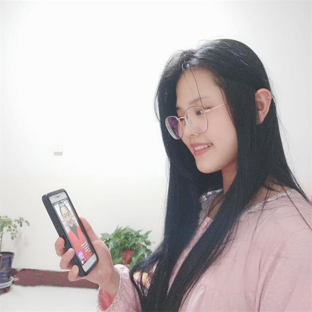 她说·女生学堂|信院直播 一键开启美妆模式