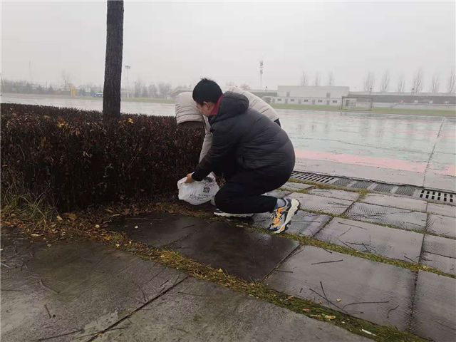 【完满班级】爱护环境 人人有责——大数据学院、信息工程学院物联2003班完满班级