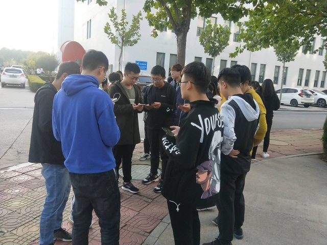 【完满班级】拥抱金色十月 飞扬青春豪情——食品与环境学院环科1701班完满班级