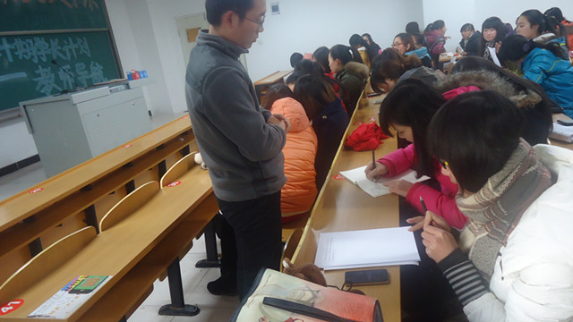 外语系举办第二十期学长计划之“教师导航”活动