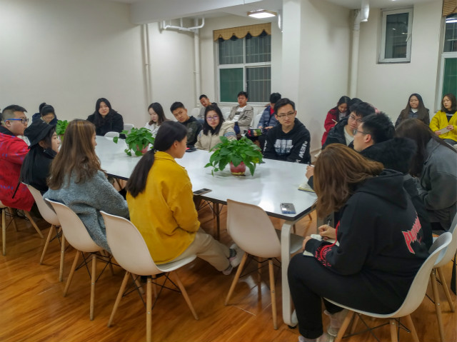 我校各院系、书院召开2018-2019学年第二学期完满教育工作部署大会