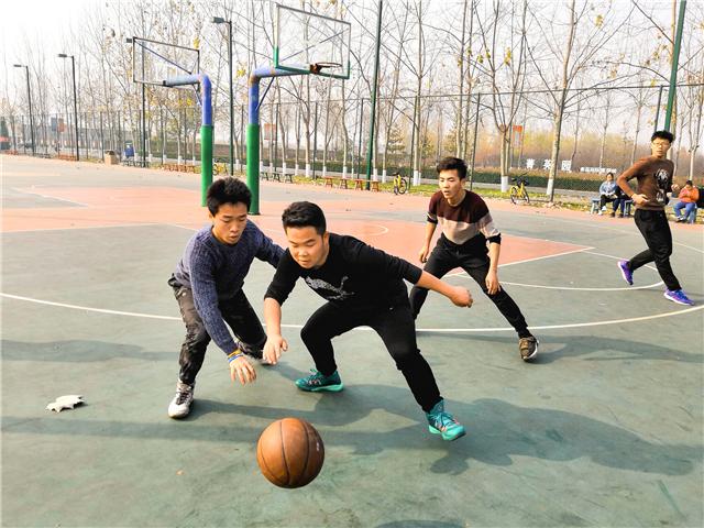 【完满班级】“聚班力 促情谊”篮球联谊赛——软件工程1803班1804班篮球联谊完满班级活动