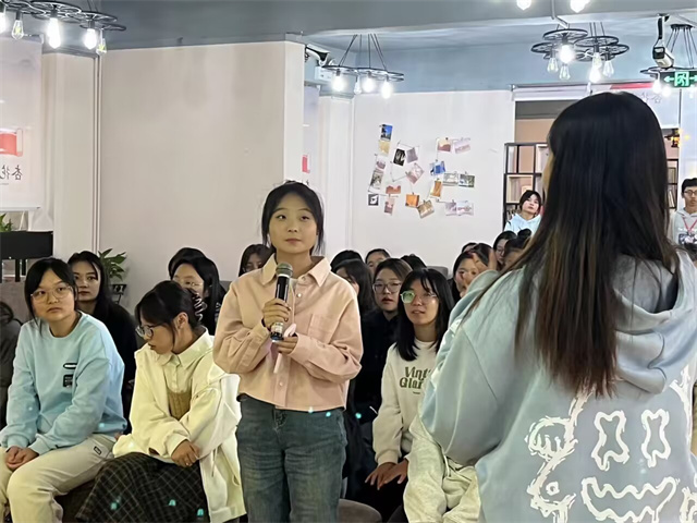 学长计划第1100期：蓄势待发 共绘精彩——商务英语学院第168期“学长计划”之锦瑟年华