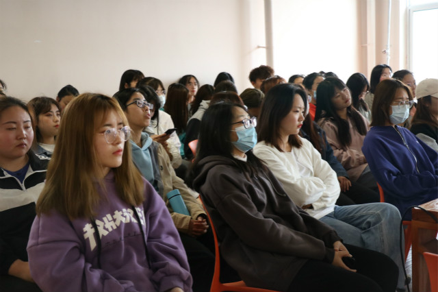 学长计划第843期:掌握新技能 学习新知识——外语系第125期学长计划之榜样的力量
