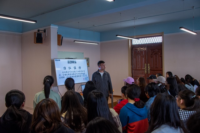 【1+1>2】通识嘉年华之影视沙龙 学子领略镜头的魅力