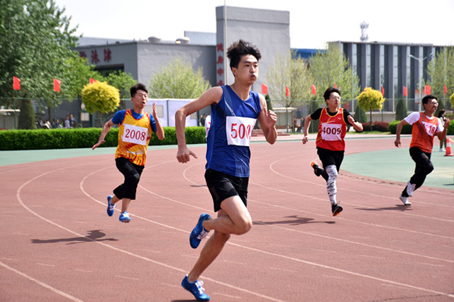 【直击运动会】驰骋赛场 青春永驻——大数据学院、信息工程学院第十二届田径运动会开幕集锦