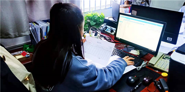 西部之声第8期:感谢青春在西部闪光的你