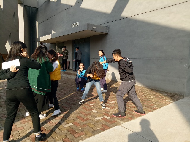 【完满班级】奔跑吧!兄弟们！——淬炼商学院举办“体”味青春主题活动（十六）