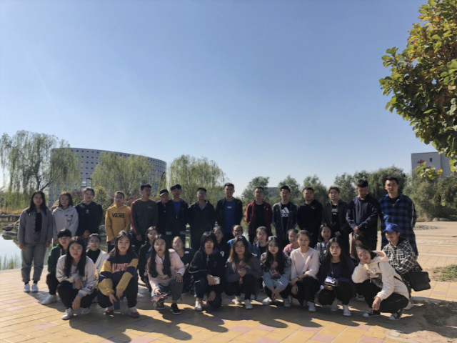 【完满班级】传承华夏文明 引领立志修身——艺术传媒学院视觉1802班的“小小传承者”完满班级活动