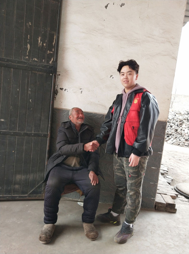 【完满班级】与雷锋同行--艺术传媒学院视传1803班太平庄关爱老人完满班级活动