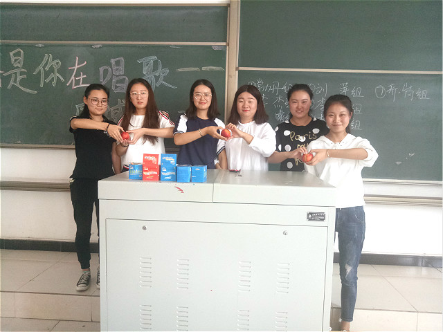 【完满班级】品尝缤纷水果 唱出甜蜜歌声——经济管理系“果然是你在唱歌”区域1601班举办水果音乐会