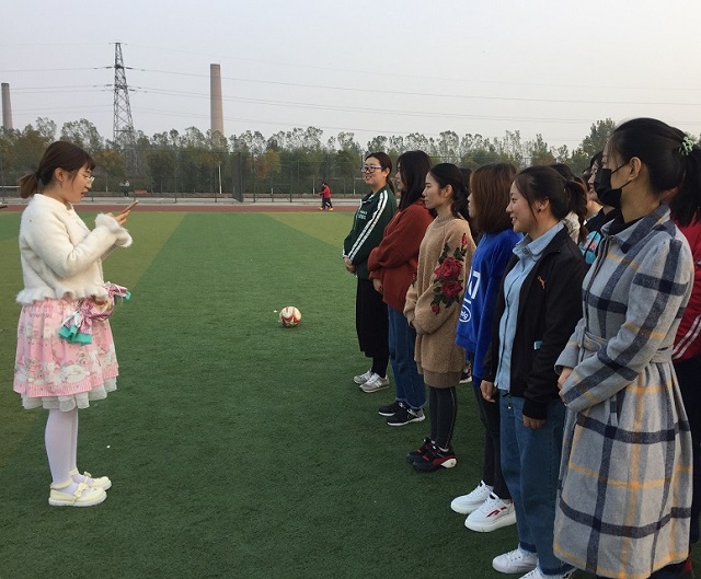 【完满班级】 热情洋溢 展足球风采 ——食品与环境学院食品1802班完满班级活动