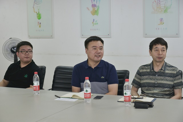 “奋斗不息·青春前行”毕业学生干部座谈会暨2019届骨干校友联络员聘任仪式圆满落幕