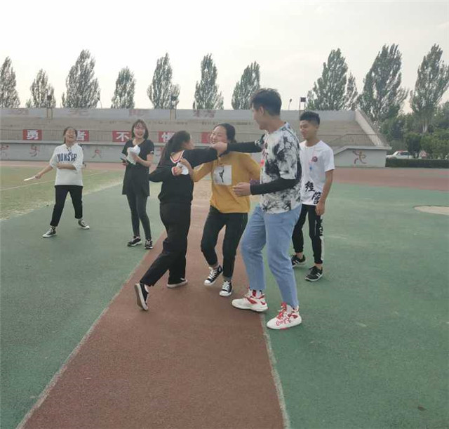 【完满班级】点燃五月 炫动青春少年梦——经济与管理学院五月完满班级活动纪实（二）