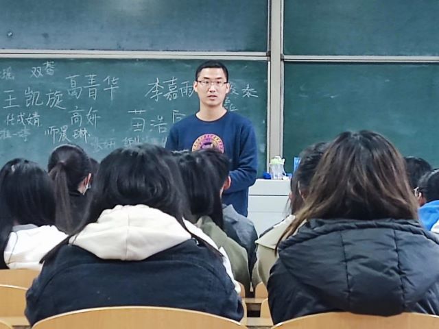 青春无限 梦想启程——食品与环境学院团总支体育部见面会