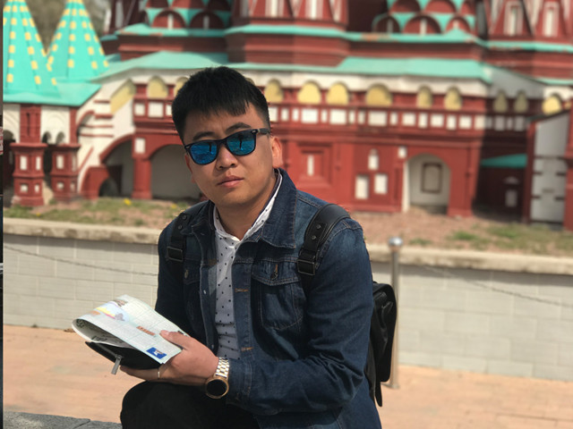 闪光的信院第161期:在忙碌中带着责任去成长——张宏伟