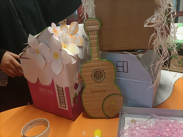 【感恩传承月】奇思妙想 灵巧创作——食品与环境学院筑梦支教服务队第100期常规活动