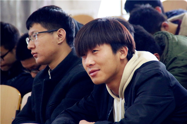 敲响安全的警钟 奏响生命的乐章——机电工程系与信息工程系联合举办消防安全知识讲座