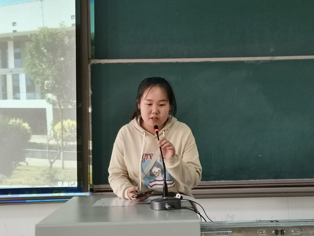 【辅导员说完满】前路有明灯 但行莫忧虑——淬炼商学院2018级“辅导员说完满”专题活动