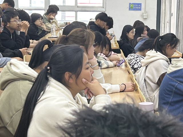 【辅导员说完满】考证那些事——大数据学院、信息工程学院2022级辅导员说完满活动