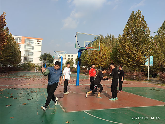 【完满班级】凌云赛场 斗志昂扬——大数据学院、信息工程学院软件2110班举办完满班级活动