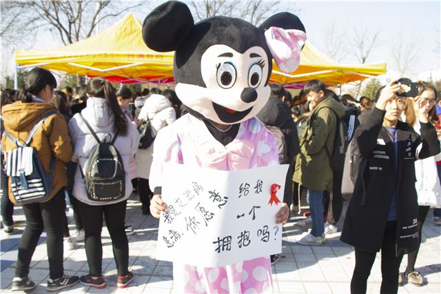 【信院力量·青联】让奉献与友爱闪光 让青春与志愿同在