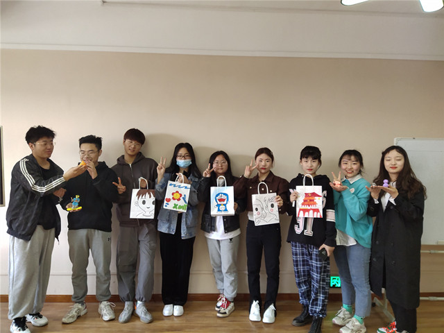 【完满班级】学史明理 砥砺前行——经济与管理学院四月完满班级活动纪实（七)