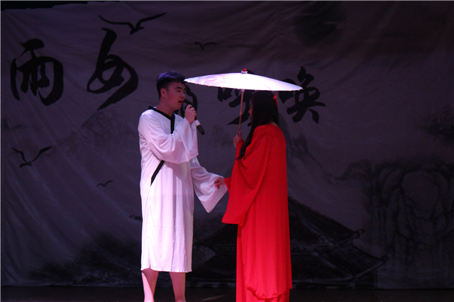 【剧评】曼妙青春 轻舞飞扬——第六届“魅夜乌马河”校园戏剧节5月14日剧评集锦