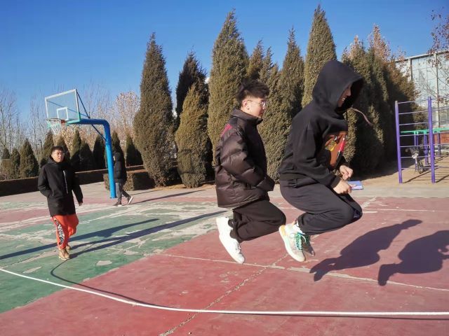 【完满班级】“趣味运动会 我运动 我健康 我快乐”——艺术传媒学院视觉传达（专升）2107班完满班级活动