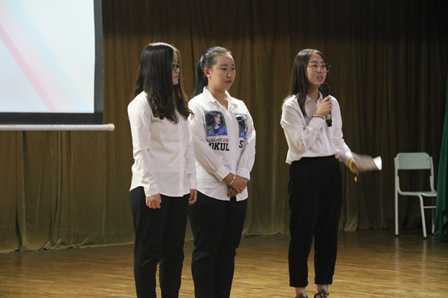 【迎新纪实】最美不过初相见——外语系开展2018级新生见面会