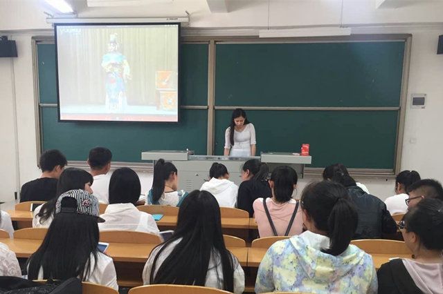 【完满班级】工管系2015级会计、行管、公管专业“品戏剧•论古今”完满班级系列活动(二)