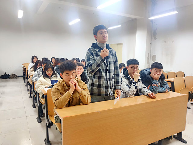 【完满班级】缅怀雷锋事迹 传承雷锋精神——智能工程学院通信2001班完满班级活动