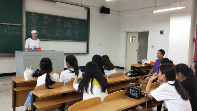 【完满班级】青春尊传统 青春勇担当——外国语言文学系六月完满班级活动