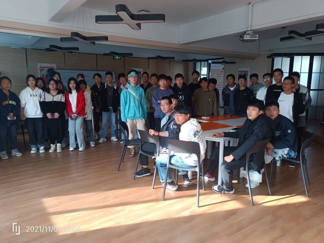 【完满班级】金秋十月 以球会友——智能工程学院电子2101班完满班级活动