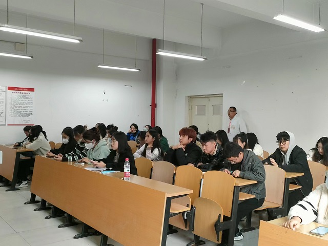 树敬老之风 促文明社会——星火专项志愿者服务队活动