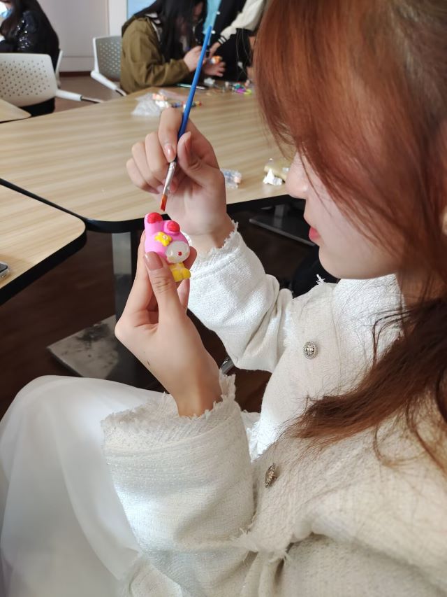 【完满团支部】绘梦溢彩 拾趣斑斓——经济与管理学院资产2101班完满团支部活动