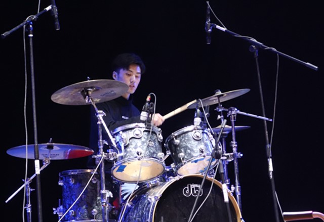 音乐点亮梦想 歌声唱响未来——大数据学院、信息工程学院“音为爱·梦承载”歌手大赛