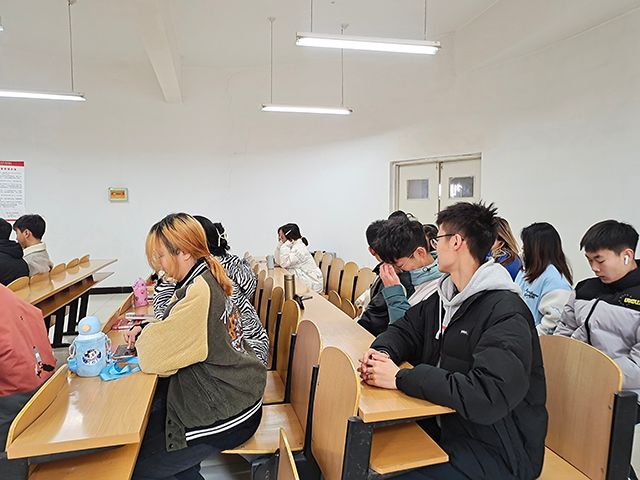 【完满班级】安不忘危 盛必虑衰——艺术传媒学院数媒2001班完满班级活动