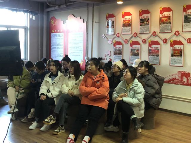 【完满班级】坚定理想信念 安全牢记于心——商务英语学院英语1905班、英语2006班完满班级活动